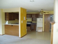 Kitchen/ Dinette